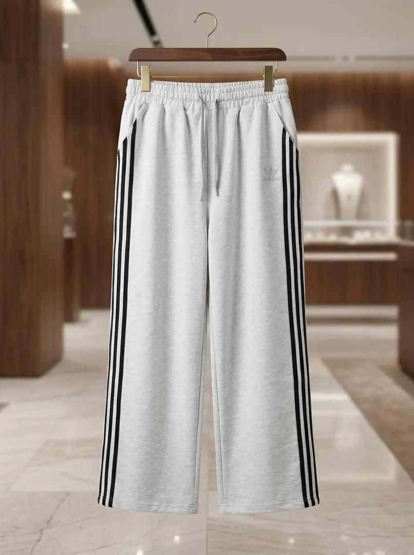 Спортивные женские брюки