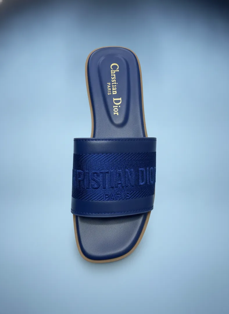 Dior uslubidagi qulay shippaklar!